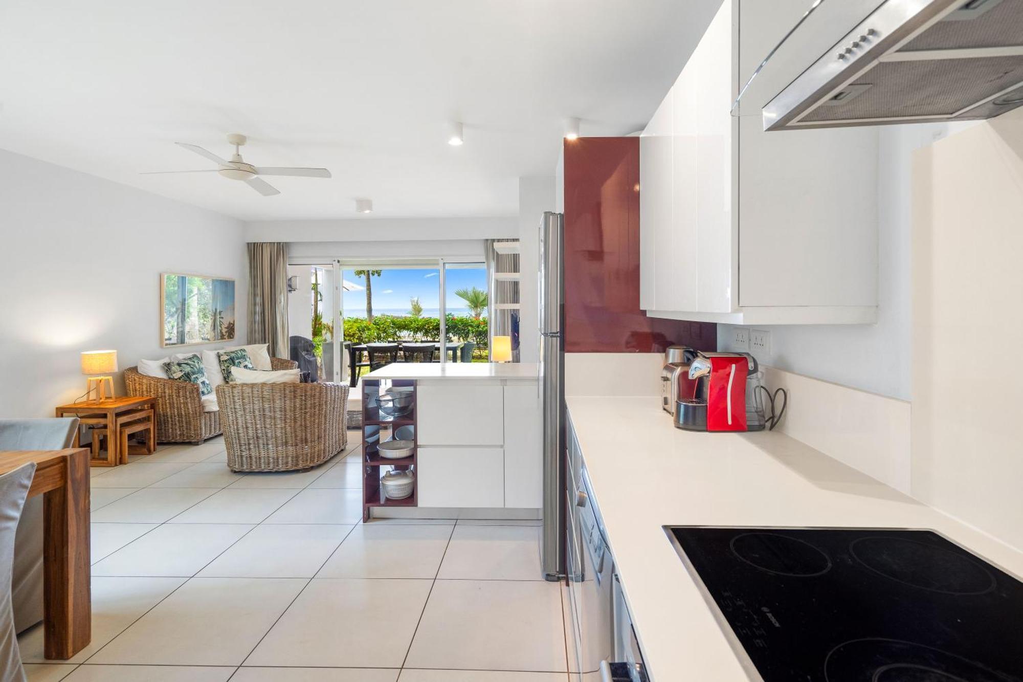 Kanope Bay - Holiday Beachfront Apartments Pointe aux Biches Exterior foto